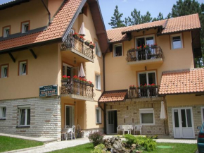 Apartments Mau Mau